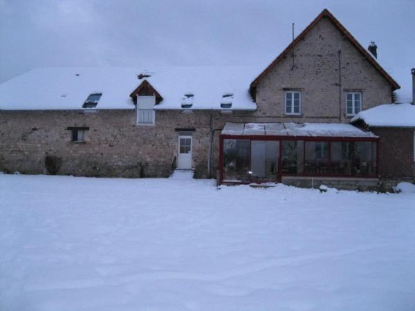 Au Jardin Fleuri Villa Vauxaillon Екстериор снимка